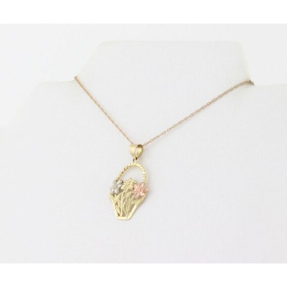 10k Yellow Gold White Gold Rose Gold Flower Basket Necklace 18" Chain - Picture 5 of 7